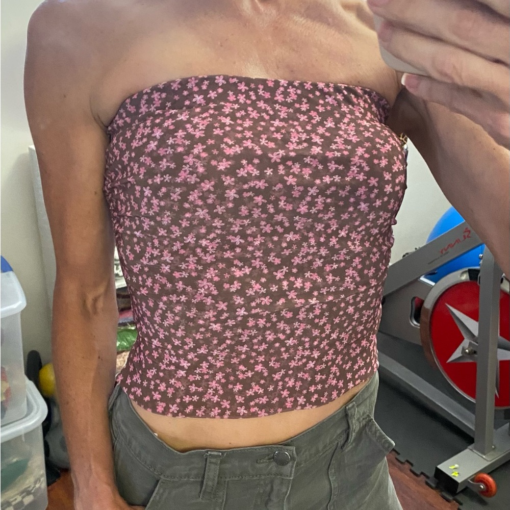 Flowered strapless top!! - Picture 6 of 15